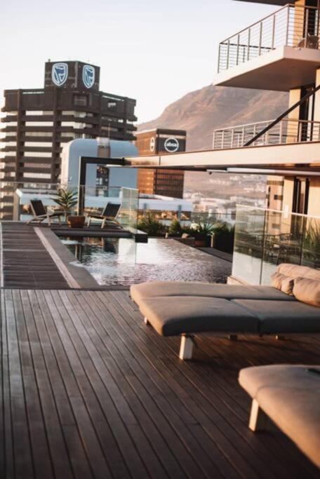 "Lykke On Bree" - Unique Apartment With Stunning Table Mountain Views 케이프타운 외부 사진